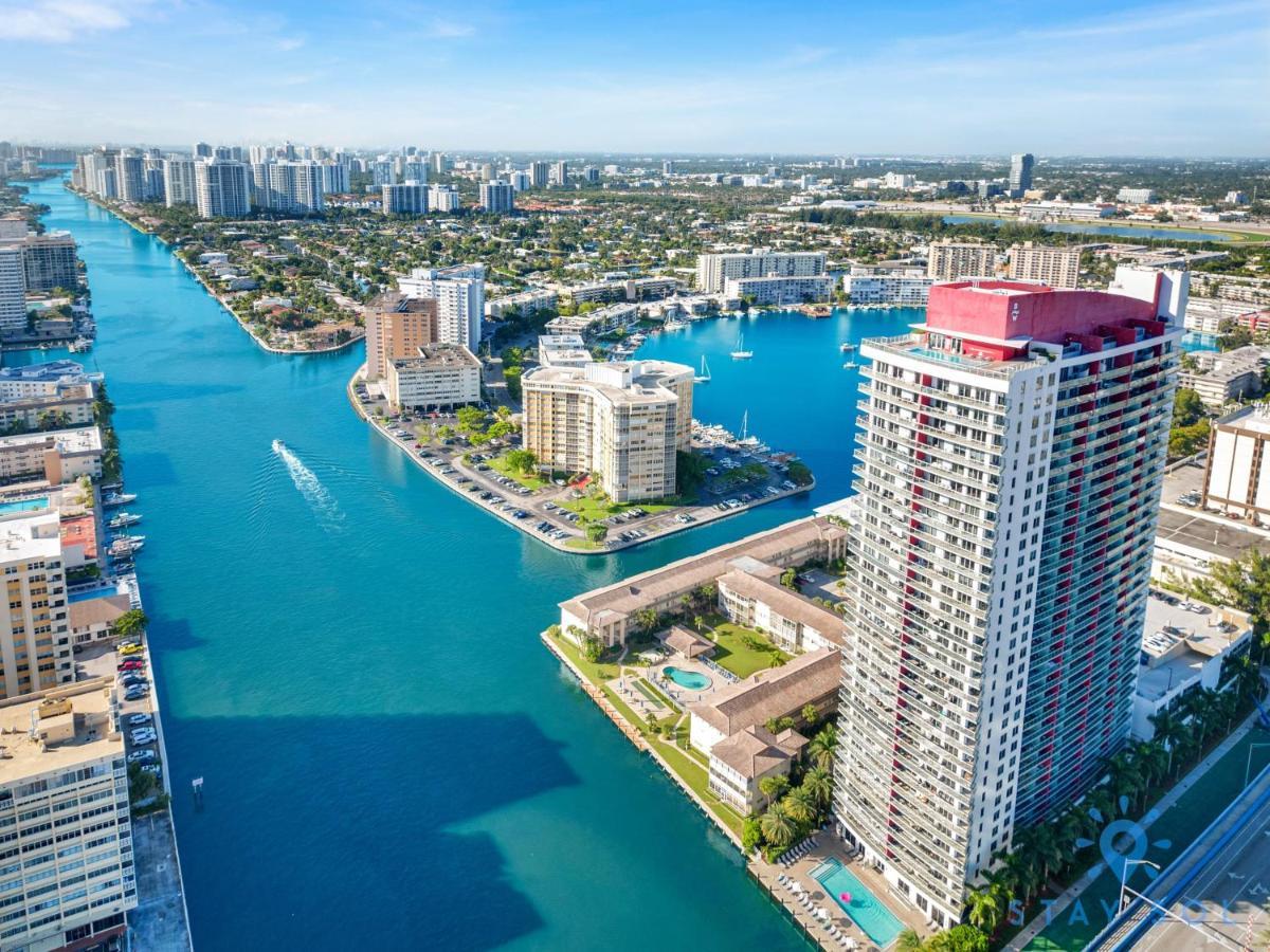 Upper Studio With Balcony,Pool And Gym, Near Beach Hallandale Beach Exterior foto